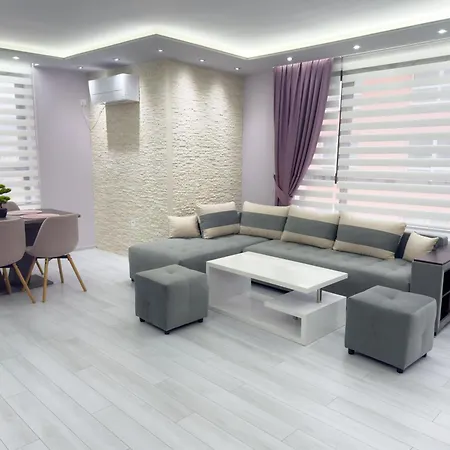 Sd & Free Parking Kŭrdzhali