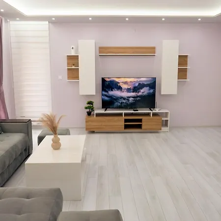 Sd & Free Parking Kŭrdzhali